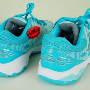 crazy price 61797ed55 new balance 680v3 athletic shoes women crazy price 61797ed55 new balance 680v3 athletic shoes women